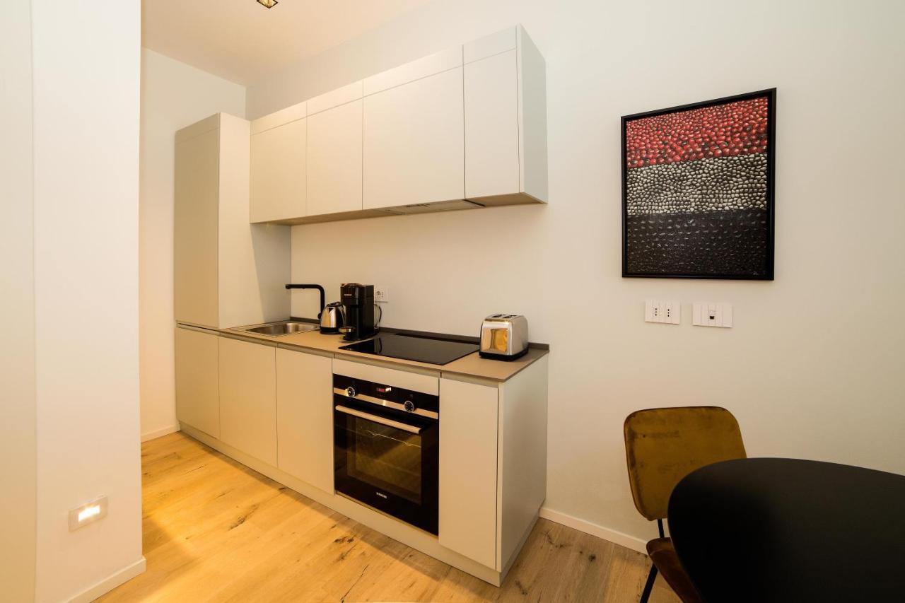 Milan Chic Luxury Apartments-Hosted By Sweetstay Exterior photo