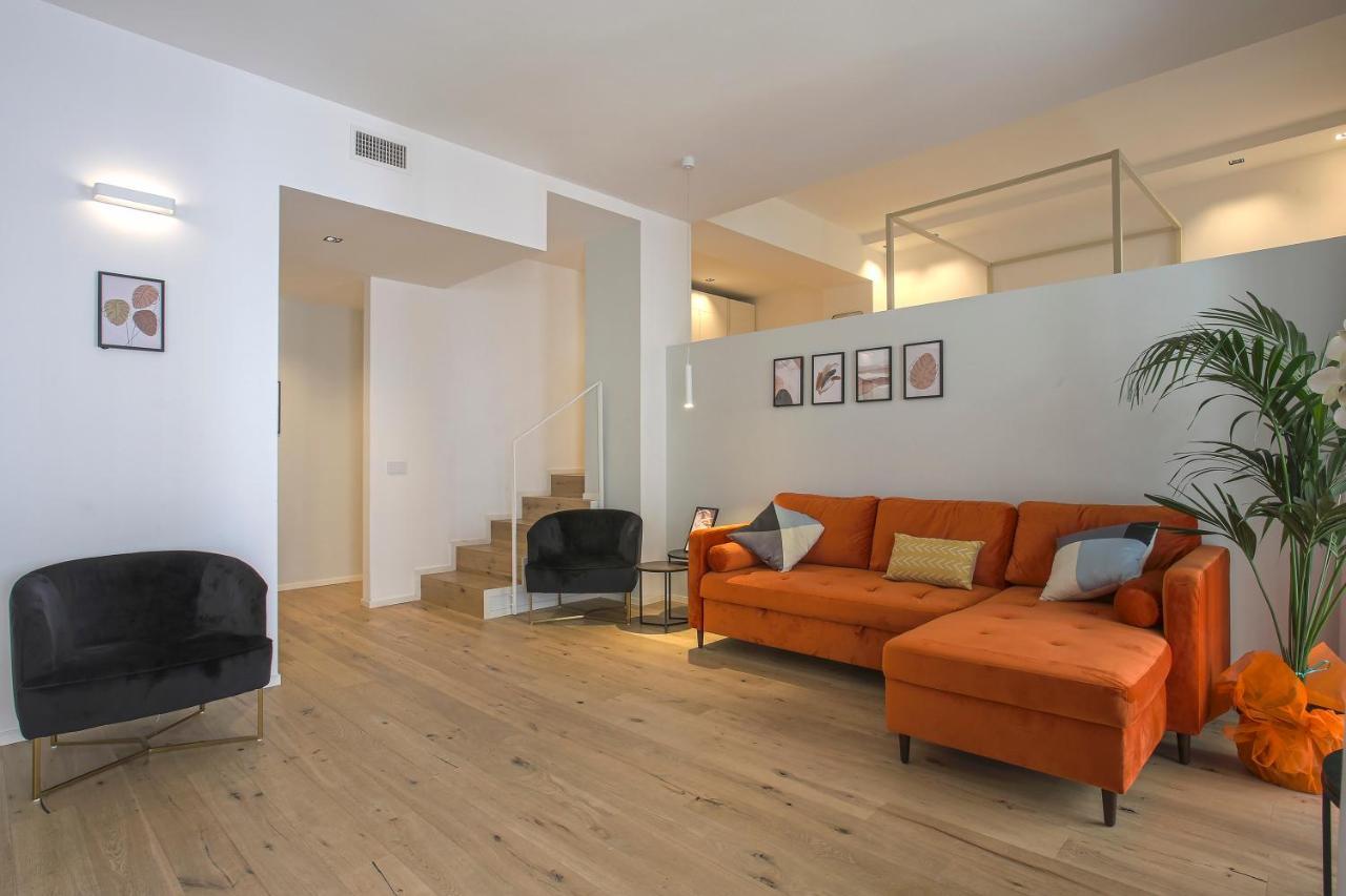 Milan Chic Luxury Apartments-Hosted By Sweetstay Exterior photo