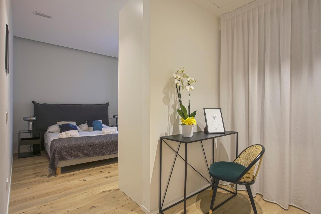 Milan Chic Luxury Apartments-Hosted By Sweetstay Exterior photo