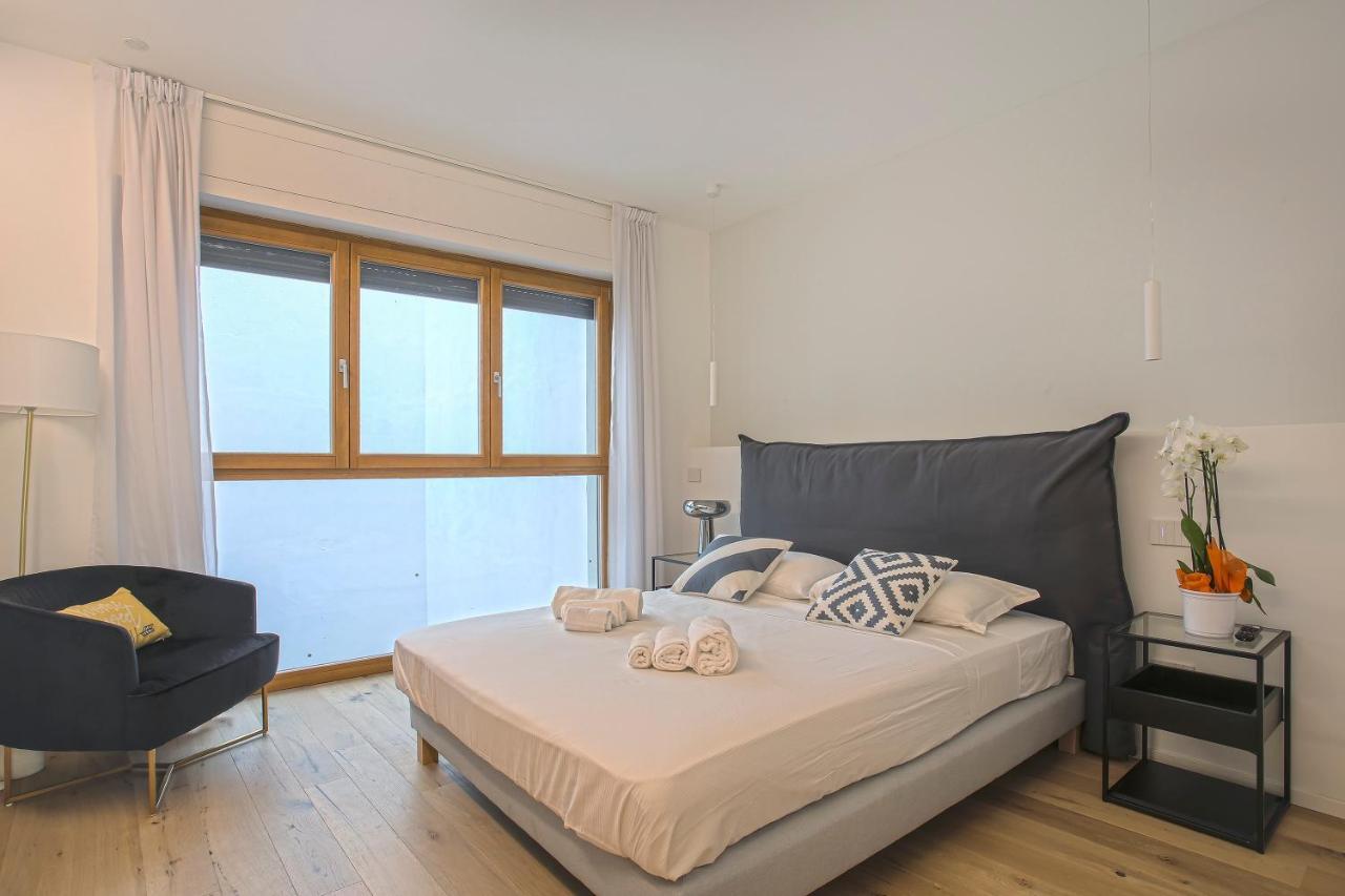 Milan Chic Luxury Apartments-Hosted By Sweetstay Exterior photo