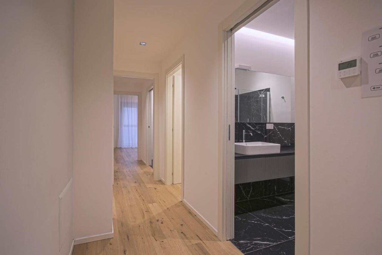 Milan Chic Luxury Apartments-Hosted By Sweetstay Exterior photo