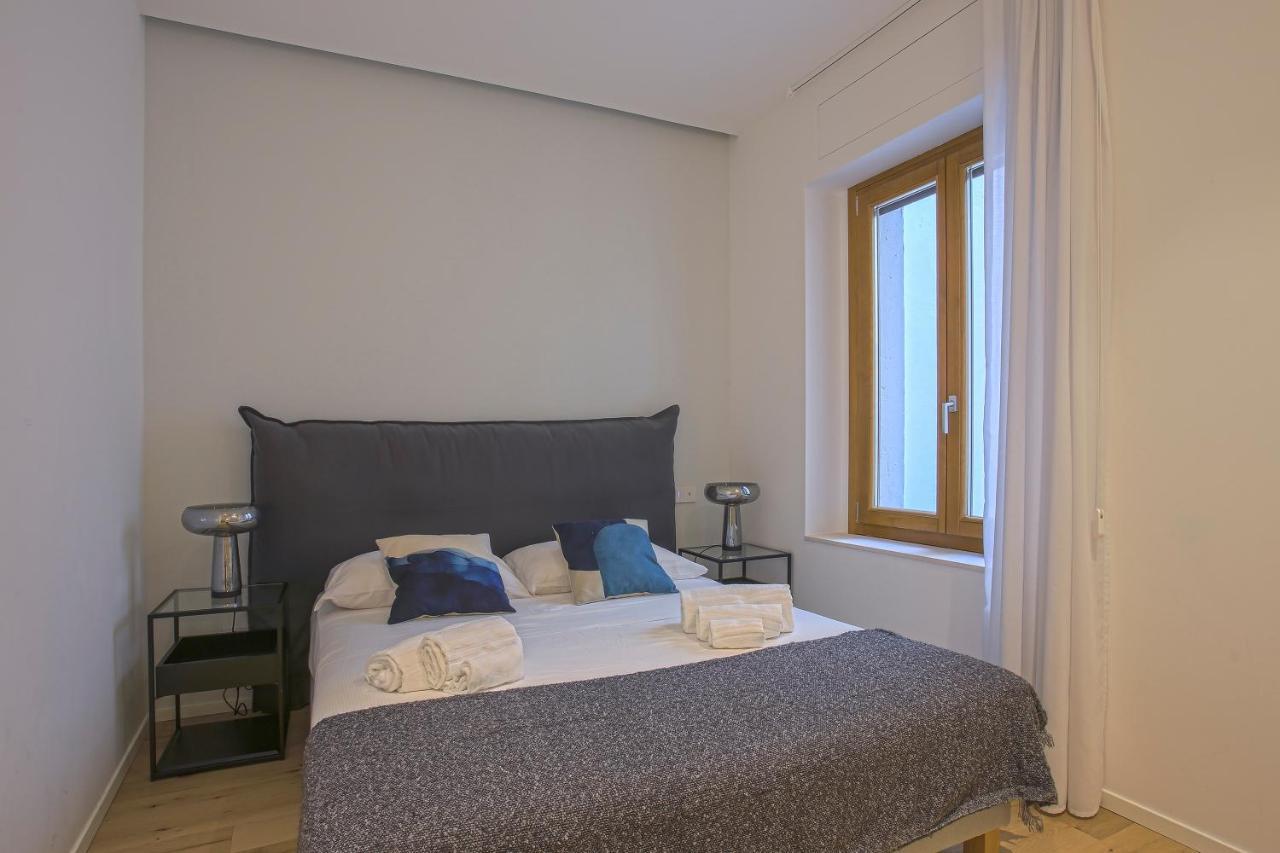 Milan Chic Luxury Apartments-Hosted By Sweetstay Exterior photo